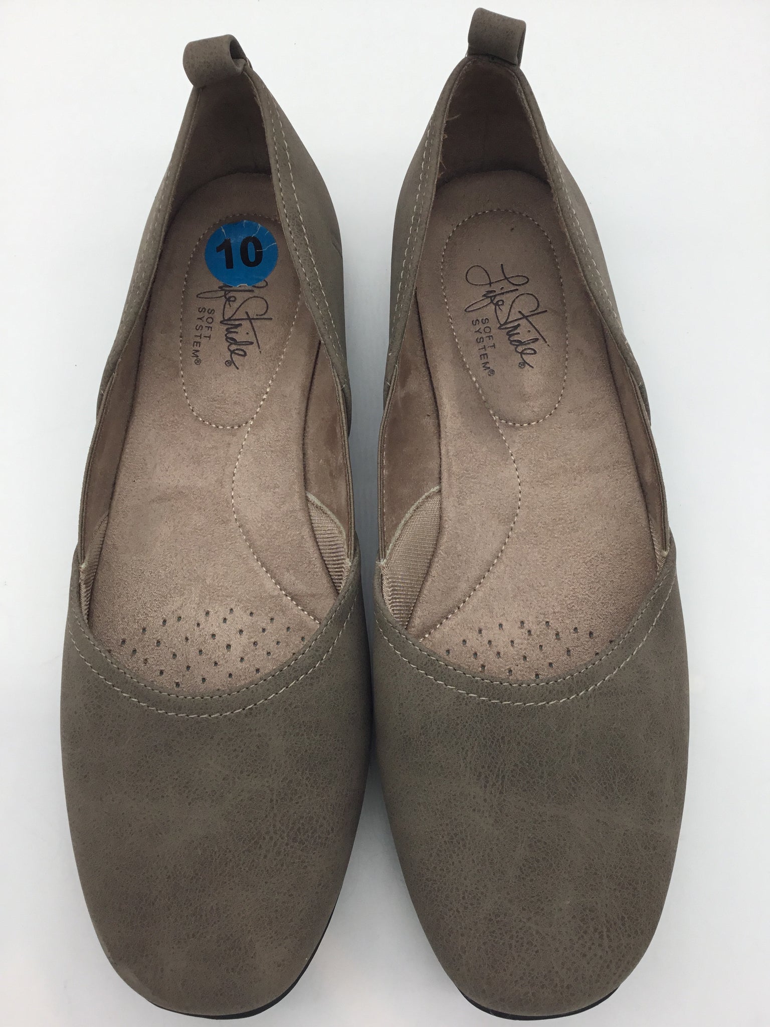 Life Stride Size 10 Taupe Shoes