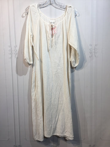 Kirsty Hume For VELVET Size XS/0-2 Cream Cover Up