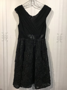 Adrianna   Papell Size 4 Black Cocktail